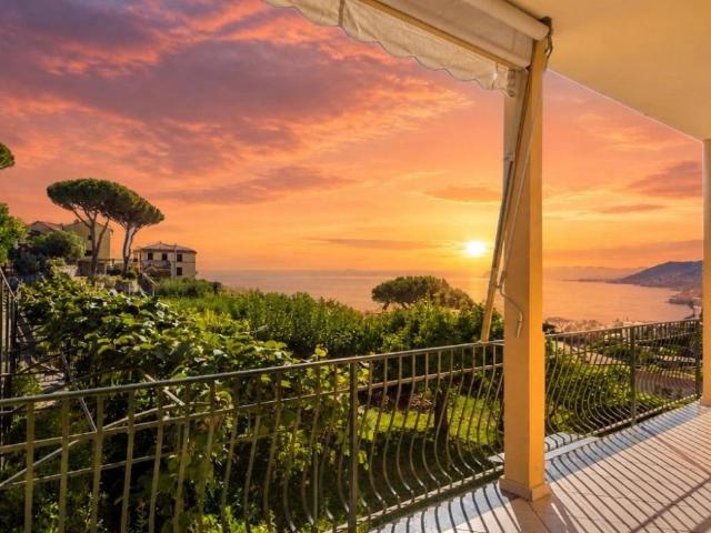 Villa in vendita a Camogli GE