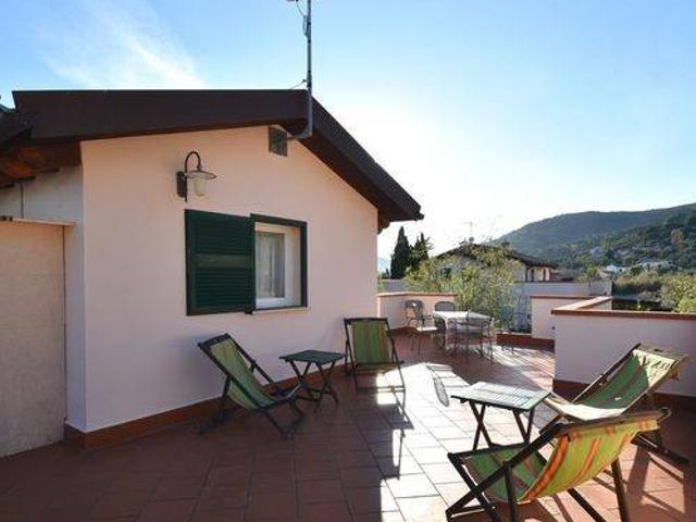 Villa in vendita a Campo nell'Elba LI