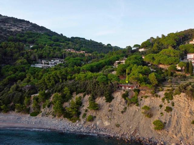 Villa in vendita a Campo nell'Elba LI