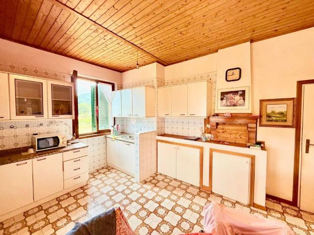 Villa in vendita a Campo nell'Elba LI