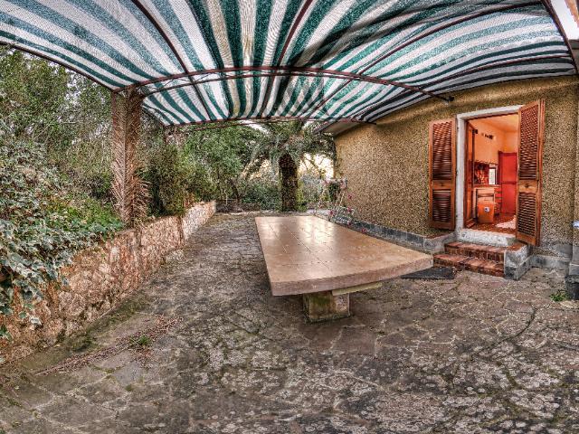 VILLA in VENDITA a CAMPO NELL'ELBA PRIMA CAMPAGNA di 7 vani