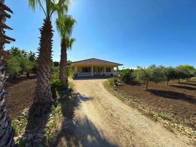 Villa in vendita a Campobello di Licata AG