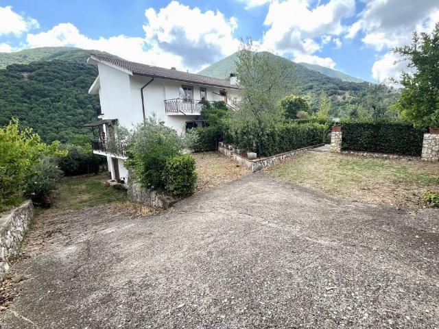 Villa in vendita a Campodimele LT
