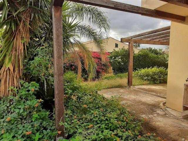 Villa in vendita a Campofelice di Roccella PA