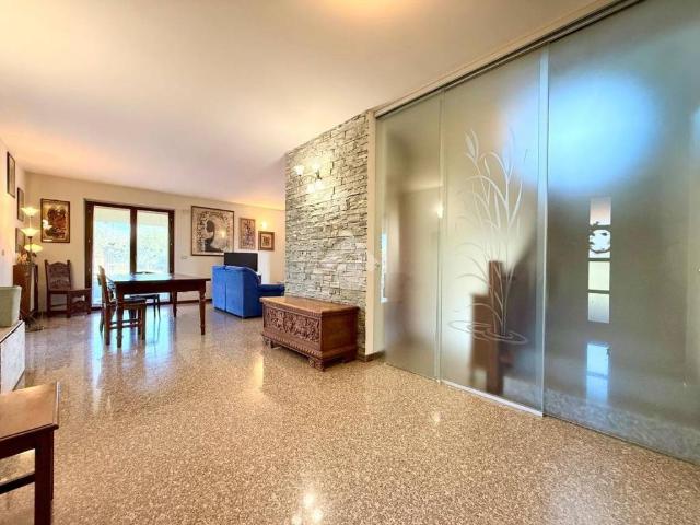 Villa in vendita a Campoformido UD