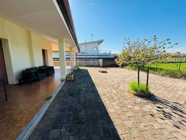 Villa in vendita a Campoformido UD