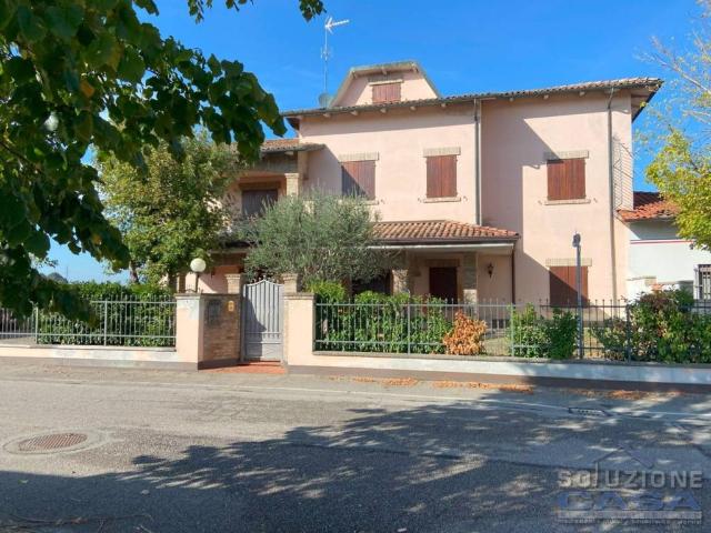 Villa in vendita a Campogalliano MO