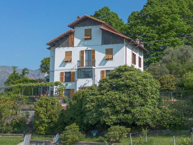 Villa in vendita a Campomorone