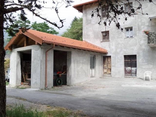 Villa in vendita a Campomorone GE