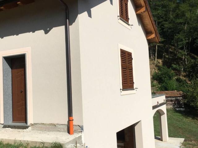 Villa in vendita a Campomorone GE