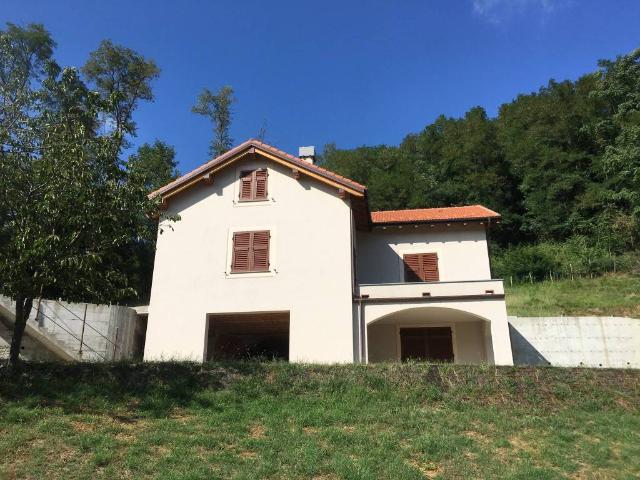 Villa in vendita a Campomorone GE
