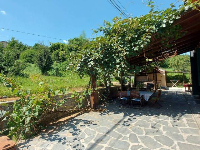 Villa in vendita a Camporgiano LU