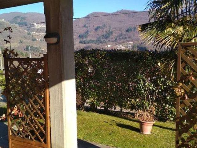 Villa in vendita a Camporgiano LU
