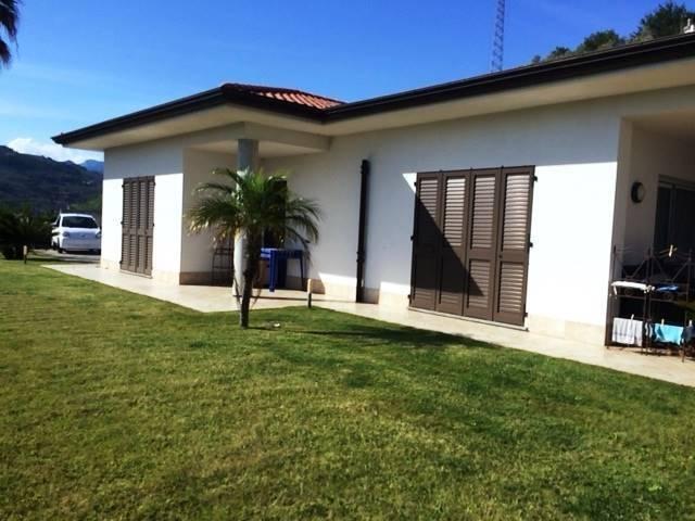 Villa in vendita a Camporosso IM