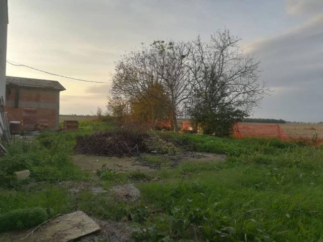 Villa in vendita a Camposanto MO