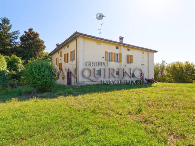 Villa in vendita a Campagnola Emilia RE