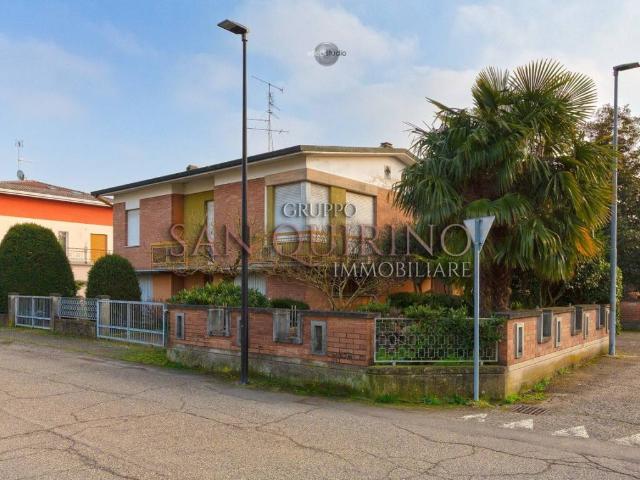 Villa in vendita a Campagnola Emilia RE