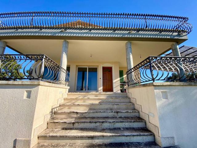 Villa in vendita a Campagnatico GR