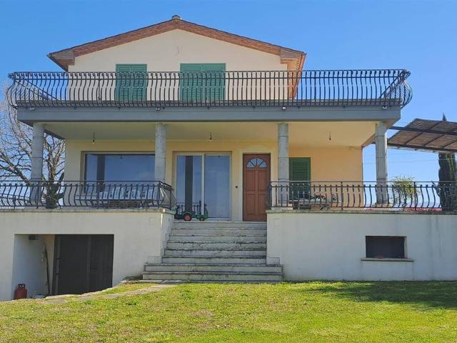 Villa in vendita a Campagnatico GR