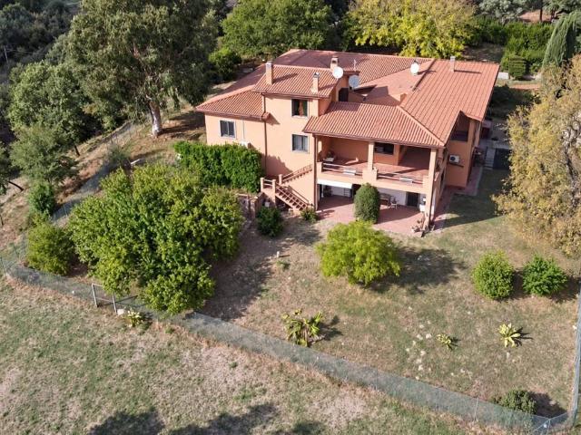 Villa in vendita a Campagnano di Roma RM