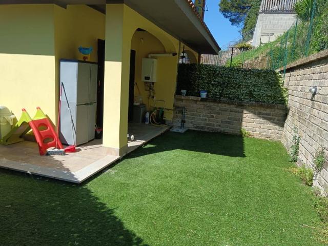 Villa in vendita a Campagnano di Roma RM