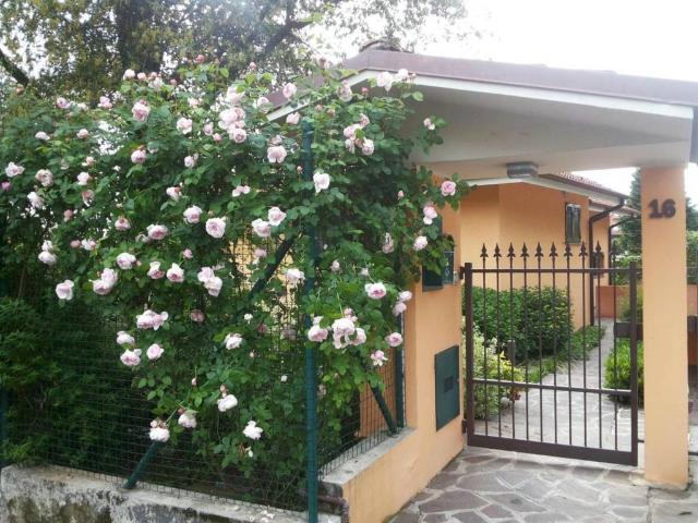Villa in vendita a Camparada MB
