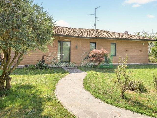 Villa in vendita a Camparada MB