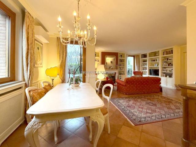 Villa in vendita a Camparada MB