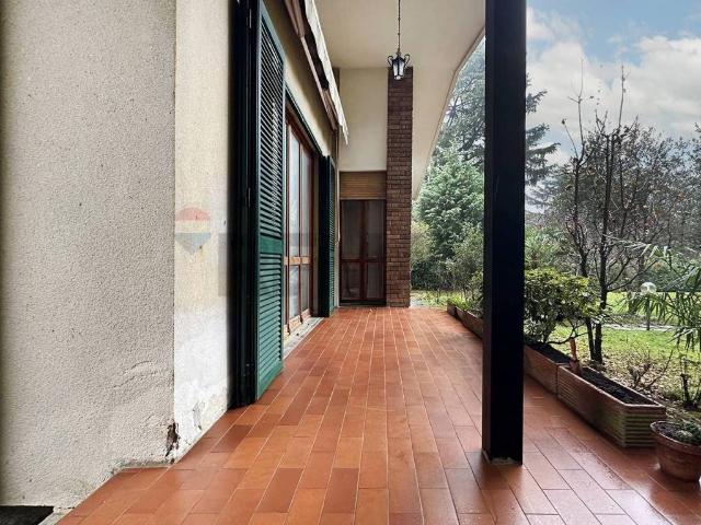 Villa in vendita a Camparada MB