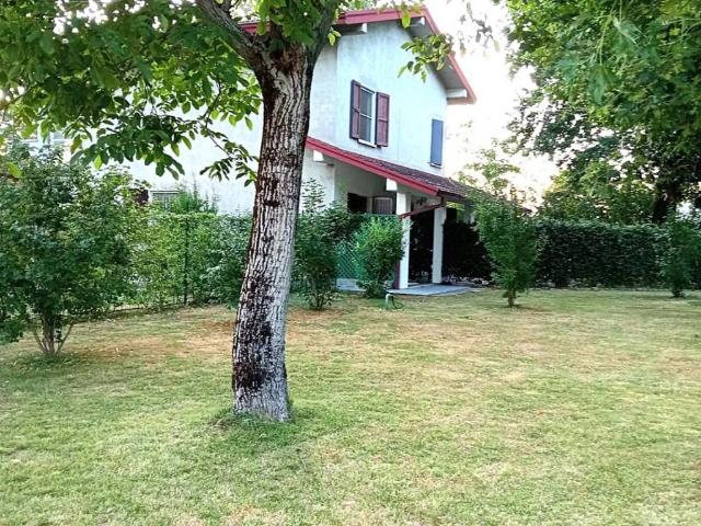 Villa in vendita a Campegine RE