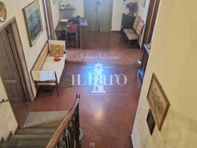 Villa in vendita a Campi Bisenzio FI
