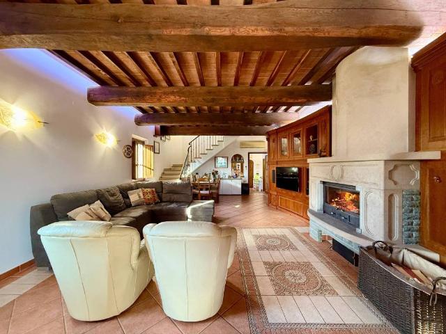 Villa in vendita a Campi Bisenzio FI