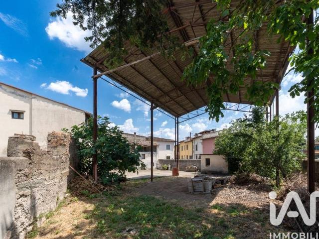 Villa in vendita a Campi Bisenzio FI