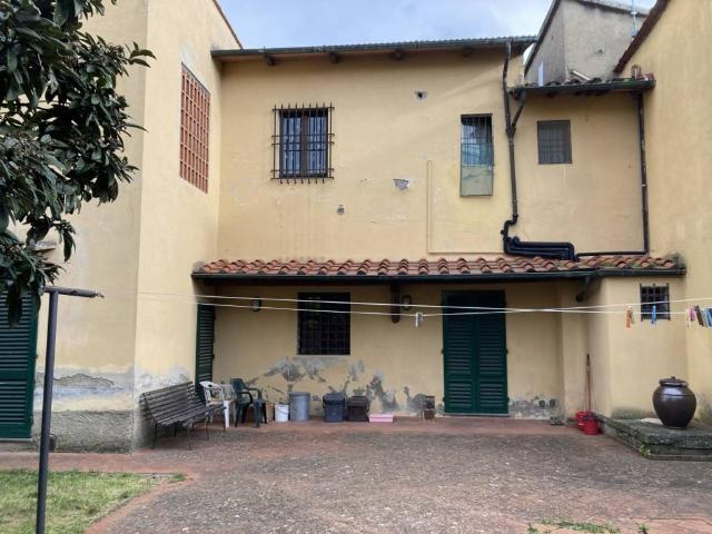 Villa in vendita a Campi Bisenzio FI