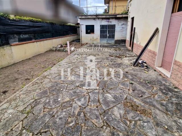 Villa in vendita a Campi Bisenzio FI