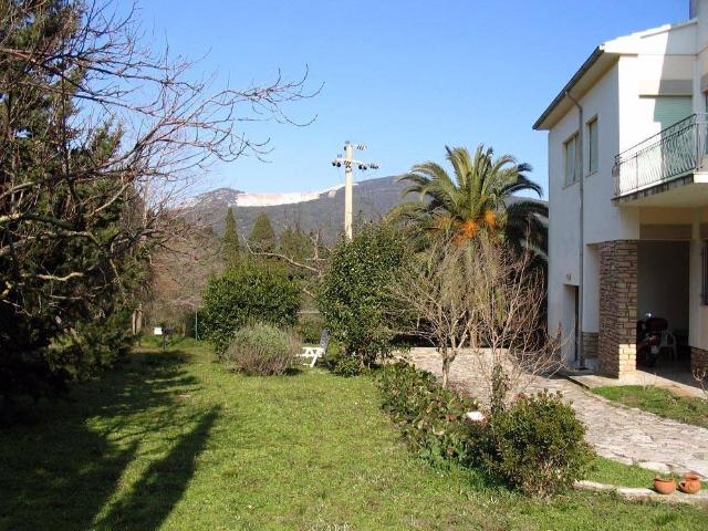 Villa in vendita a Campiglia Marittima LI