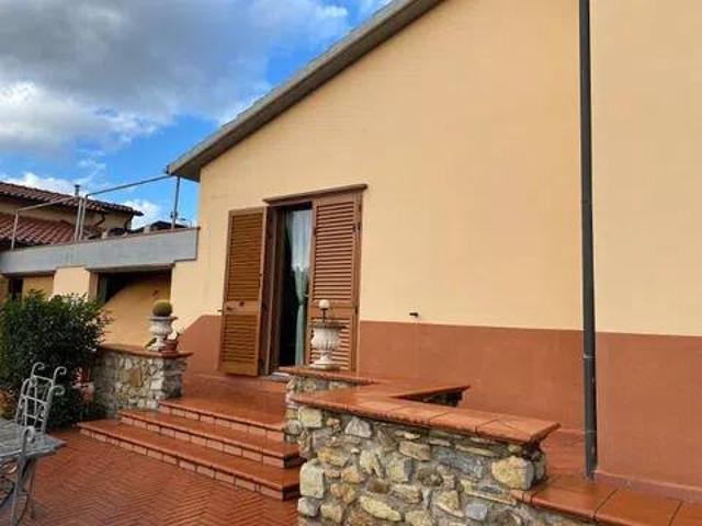 Villa in vendita a Campiglia Marittima LI