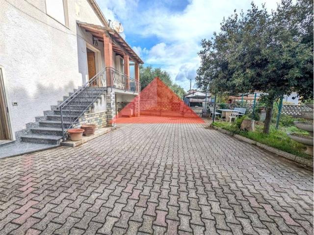 Villa in vendita a Campiglia Marittima LI