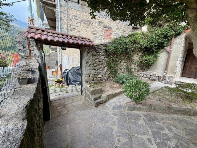 Villa in vendita a Campiglia Cervo BI