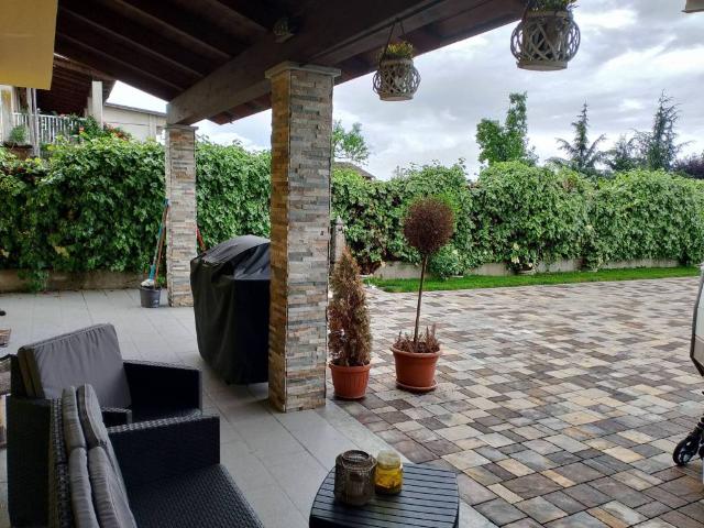 Villa in vendita a Campiglione Fenile TO