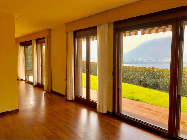 Villa in vendita a Campione d'Italia CO