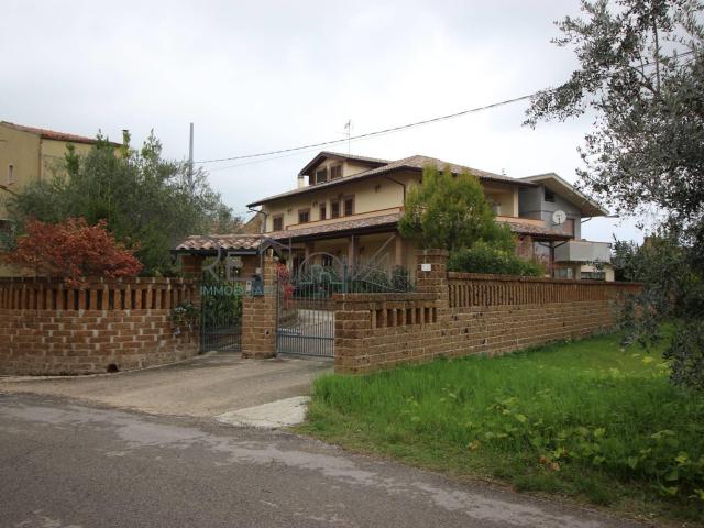 Villa in vendita a Campli, Sant'Onofrio 600m² Campli