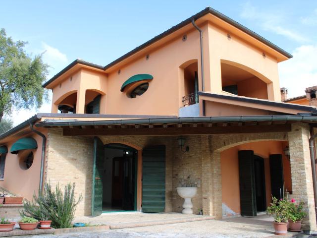 Villa in vendita a Campli, Sant'Onofrio