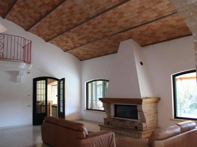 Villa in vendita a Campli TE