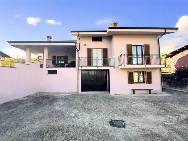 Villa in vendita a Canale CN