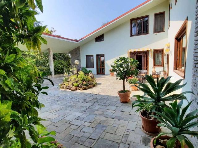 Villa in vendita a Canale CN