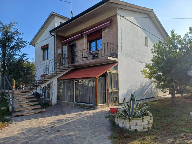 Villa in vendita a Canaro RO