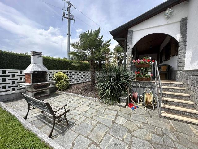 Villa in vendita a Candelo BI