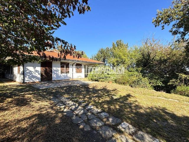 Villa in vendita a Candia Canavese TO