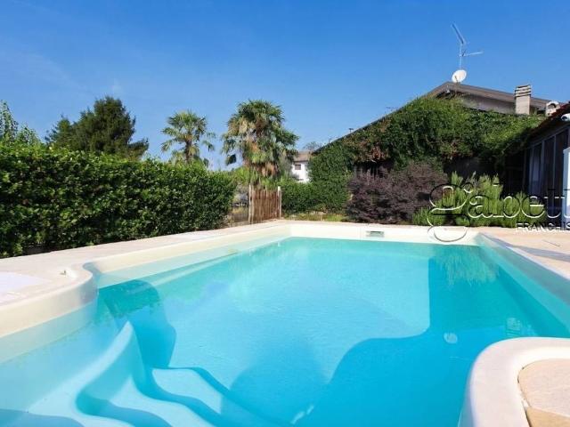 Villa in vendita a Canegrate MI